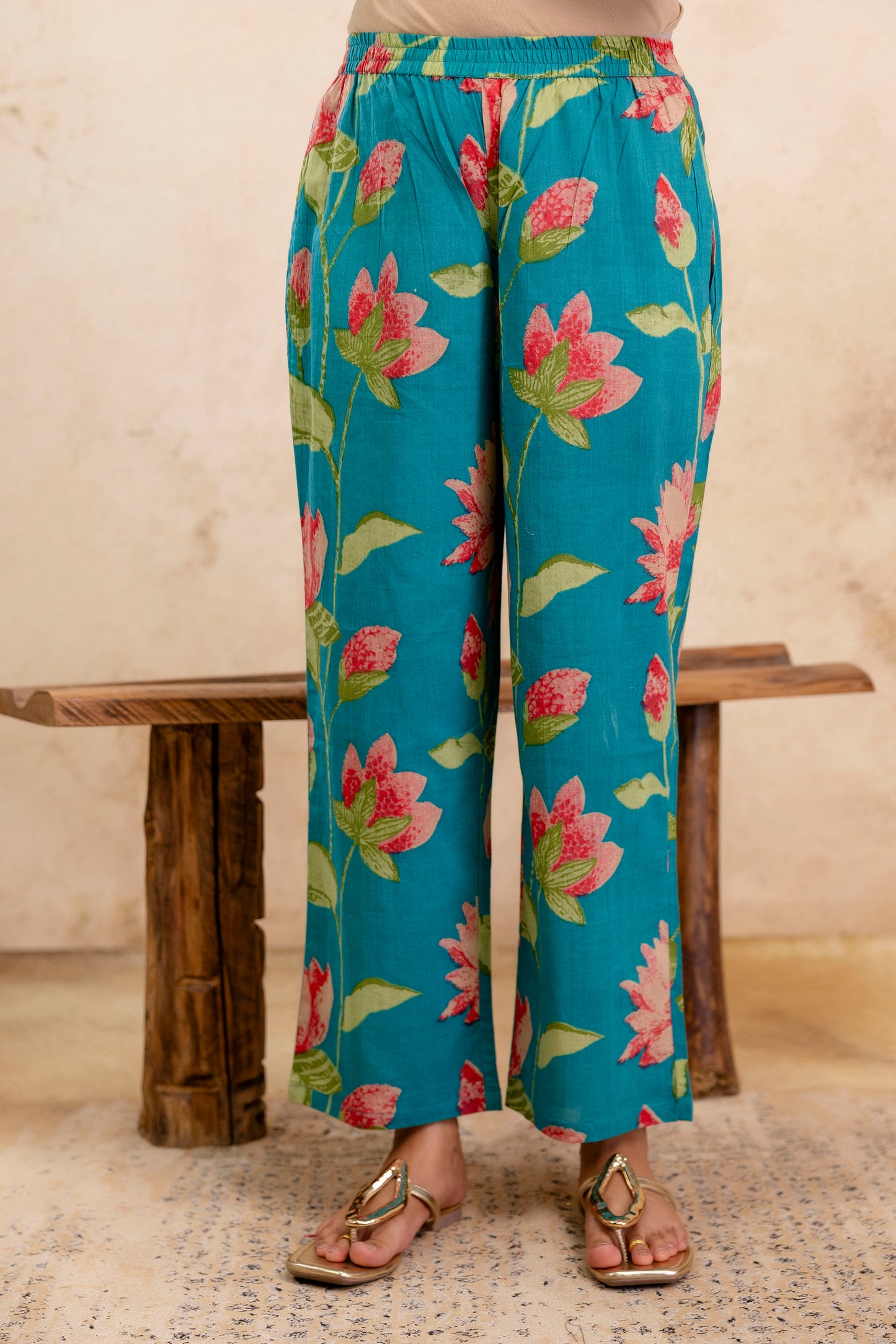 Pure Cotton Thread Work Kurta Pant Dupatta Set